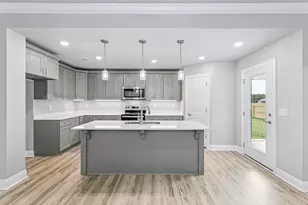 7560 Hatteras Dr, Navarre, FL 32566 - Photo 12