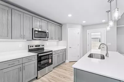 7560 Hatteras Drive, Navarre, FL 32566 - Photo 14