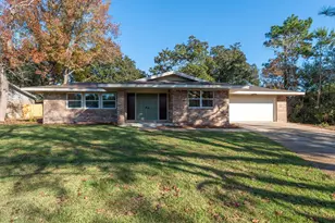 1 NE Stafford Circle NE, Fort Walton Beach, FL 32547 - Photo 1