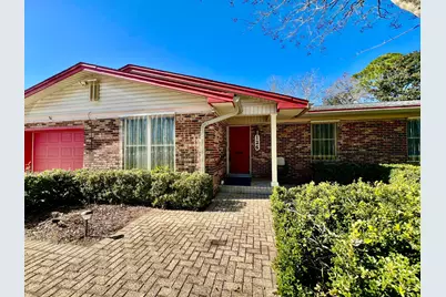 126 NE Walton Drive NE, Fort Walton Beach, FL 32548 - Photo 1