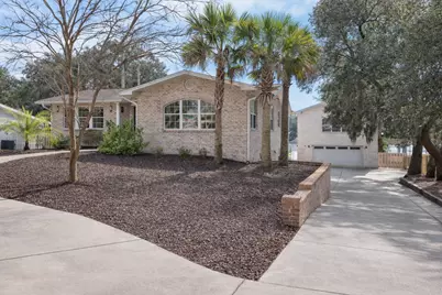 640 W Sunset Boulevard W, Fort Walton Beach, FL 32547 - Photo 4