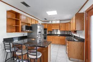 103 SW Cedar Ave SW, Fort Walton Beach, FL 32548 - Photo 14