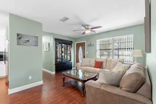 105 SW Cedar Ave SW, Fort Walton Beach, FL 32548 - Photo 8