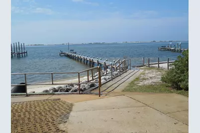 2095 Jessica Way, Navarre, FL 32566 - Photo 10