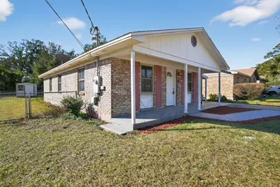1101 W Jordan Street W, Pensacola, FL 32501 - Photo 2
