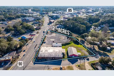 297 W James Lee Boulevard, Crestview, FL 32536 - Photo 6