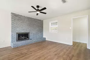 268 NW Briarwood Circle NW, Fort Walton Beach, FL 32548 - Photo 6