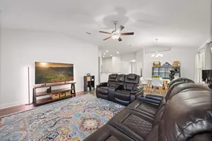 109 Ridgeway Cir, Crestview, FL 32536 - Photo 10