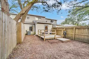 310 N Cedar Ave N, Niceville, FL 32578 - Photo 42