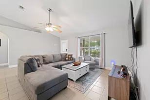 8816 Kiwi Pl, Navarre, FL 32566 - Photo 10
