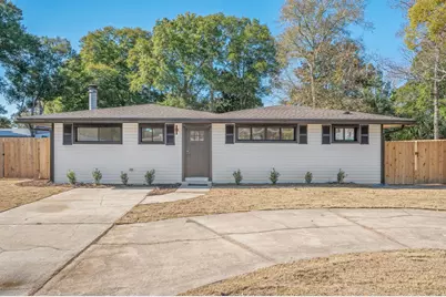 118 NE Ferry Road NE, Fort Walton Beach, FL 32548 - Photo 1