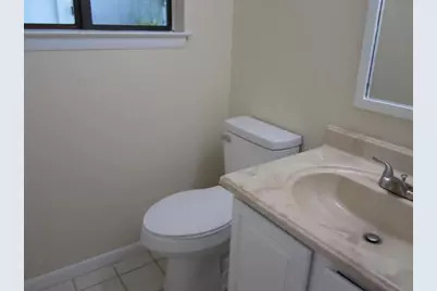 800 Bay Drive #APT 7, Niceville, FL 32578 - Photo 36