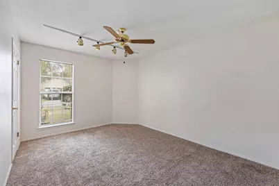 1569 Meadowbrook Court, Niceville, FL 32578 - Photo 12