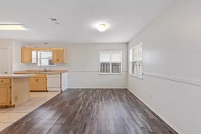 1569 Meadowbrook Court, Niceville, FL 32578 - Photo 8