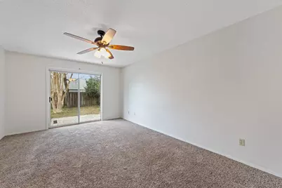 1569 Meadowbrook Court, Niceville, FL 32578 - Photo 16