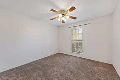 1569 Meadowbrook Court, Niceville, FL 32578 - Photo 14