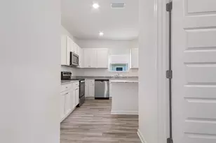 205 Huckleberry St, Freeport, FL 32439 - Photo 8