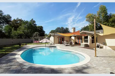 606 NE Powell Drive NE, Fort Walton Beach, FL 32547 - Photo 1