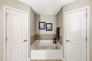 1542 Woodlawn Way, Gulf Breeze, FL 32563 - Photo 34