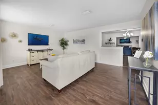 207 NW Martisa Road NW, Fort Walton Beach, FL 32548 - Photo 6