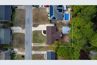 207 NW Martisa Road NW, Fort Walton Beach, FL 32548 - Photo 4