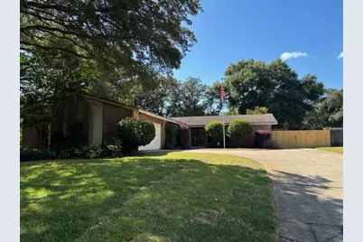 199 Country Club Road, Shalimar, FL 32579 - Photo 2