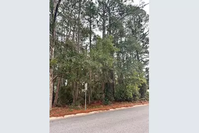 709 NW Lovejoy Road NW, Fort Walton Beach, FL 32548 - Photo 1