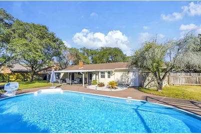 101 Newcastle Circle, Fort Walton Beach, FL 32547 - Photo 2