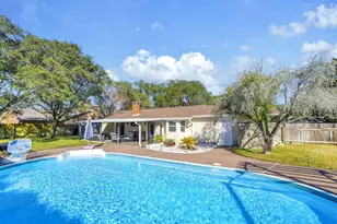 101 Newcastle Cir, Fort Walton Beach, FL 32547 - Photo 2