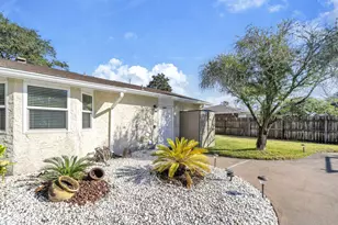 101 Newcastle Cir, Fort Walton Beach, FL 32547 - Photo 44