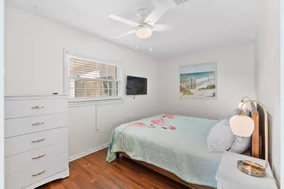 8817 N Lagoon Drive N, Panama City Beach, FL 32408 - Photo 44