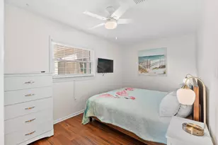 8817 N Lagoon Dr N, Panama City Beach, FL 32408 - Photo 44