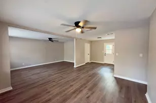 215 Jones Rd, Crestview, FL 32536 - Photo 2