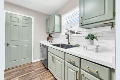 1000 John Wayne Circle, Fort Walton Beach, FL 32547 - Photo 14