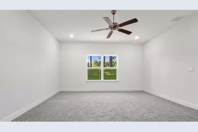 61 E Gray Owl Drive E, Freeport, FL 32439 - Photo 10