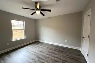 445 Scooter Cove Cove, Crestview, FL 32539 - Photo 18