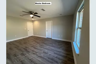 445 Scooter Cove Cove, Crestview, FL 32539 - Photo 10