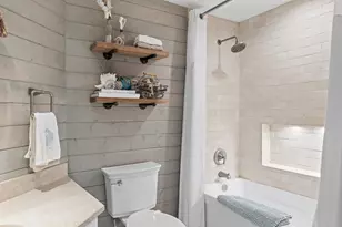 240 Gulf Shore Dr, Destin, FL 32541 - Photo 30