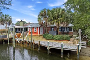 1682 College Pkwy, Gulf Breeze, FL 32563 - Photo 54