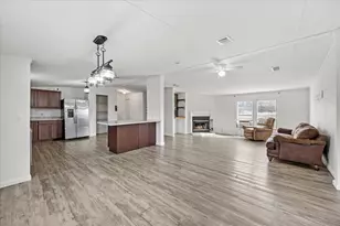 5278 Santa Gertrudas Dr Dr, Milton, FL 32583 - Photo 4