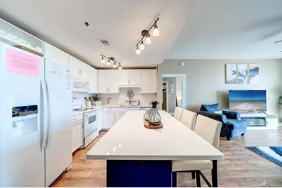 9860 S Thomas Drive S #UNIT 1211, Panama City Beach, FL 32408 - Photo 6