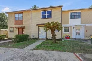 208 3rd St, Fort Walton Beach, FL 32548 - Photo 2
