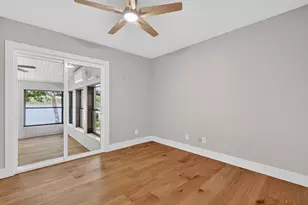 1013 Lake Dr, Niceville, FL 32578 - Photo 16