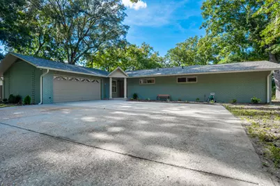 1013 Lake Drive, Niceville, FL 32578 - Photo 6