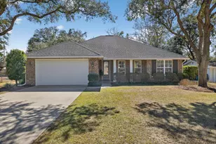 1404 28th St, Niceville, FL 32578 - Photo 4