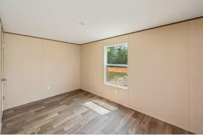 382 W Royal Palm Ave, Defuniak Springs, FL 32433 - Photo 20