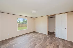 402 W Royal Palm Ave, Defuniak Springs, FL 32433 - Photo 12