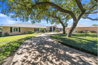 3045 W 30th Court W, Panama City, FL 32405 - Photo 2