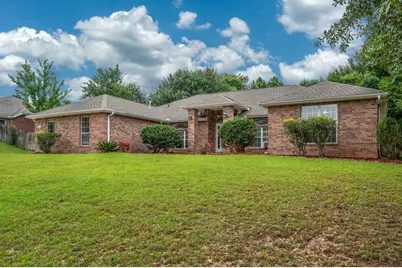 6215 Shire Lane, Crestview, FL 32536 - Photo 2