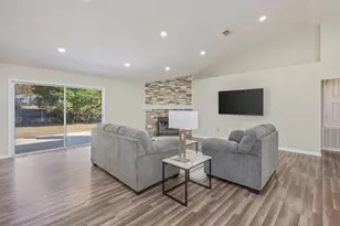 6215 Shire Ln, Crestview, FL 32536 - Photo 8